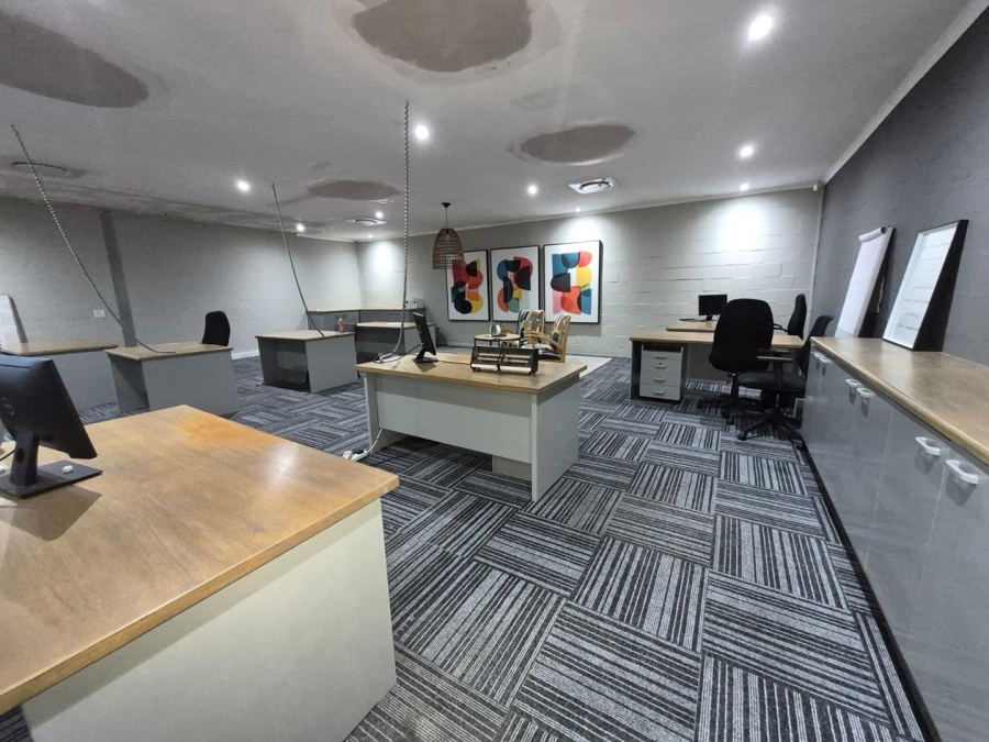 To Let Commercial Property for Rent in Pinelands Western Cape
